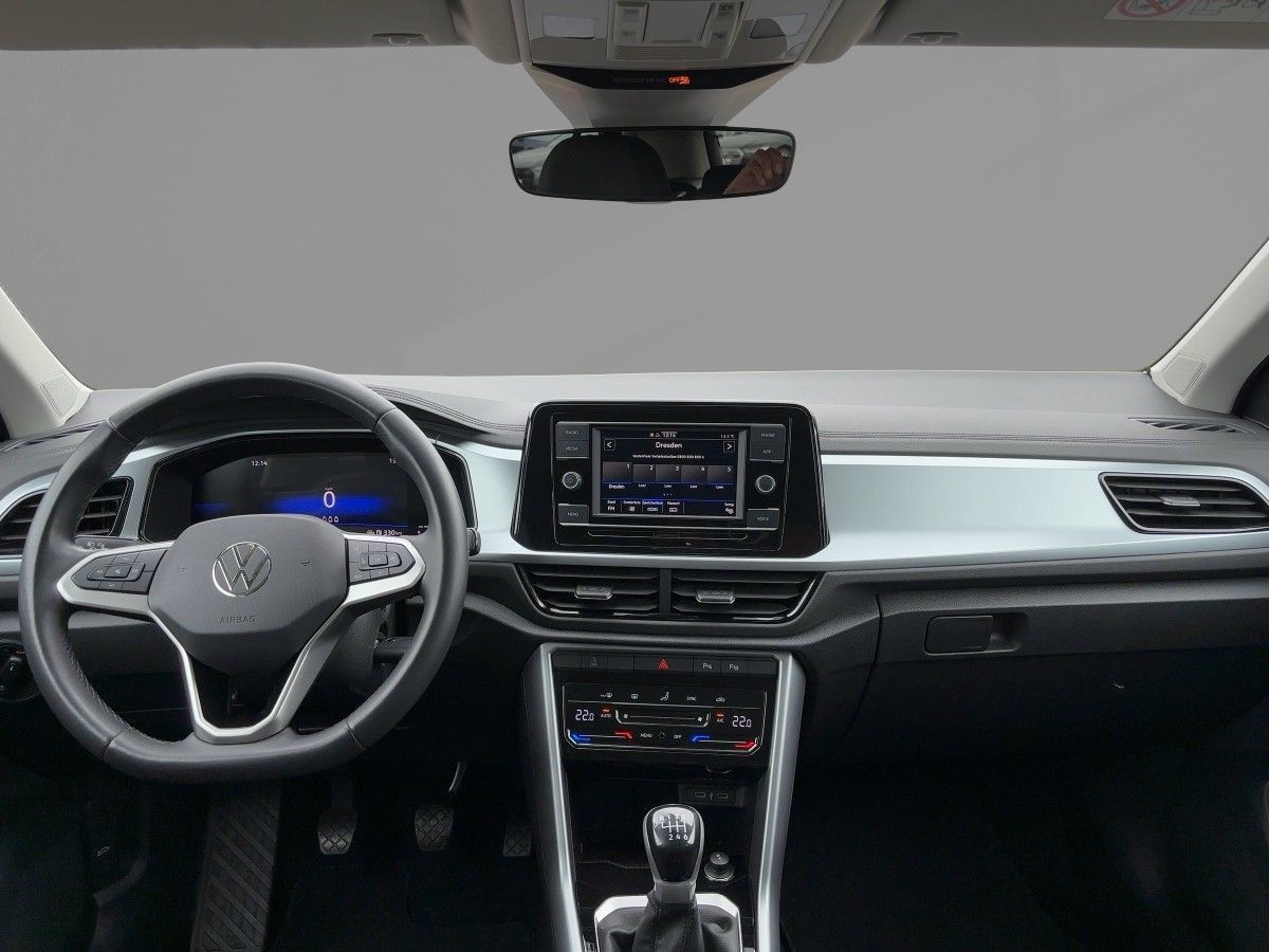 Volkswagen T-Roc 1.0 Life - Samsaru's Car Outlet