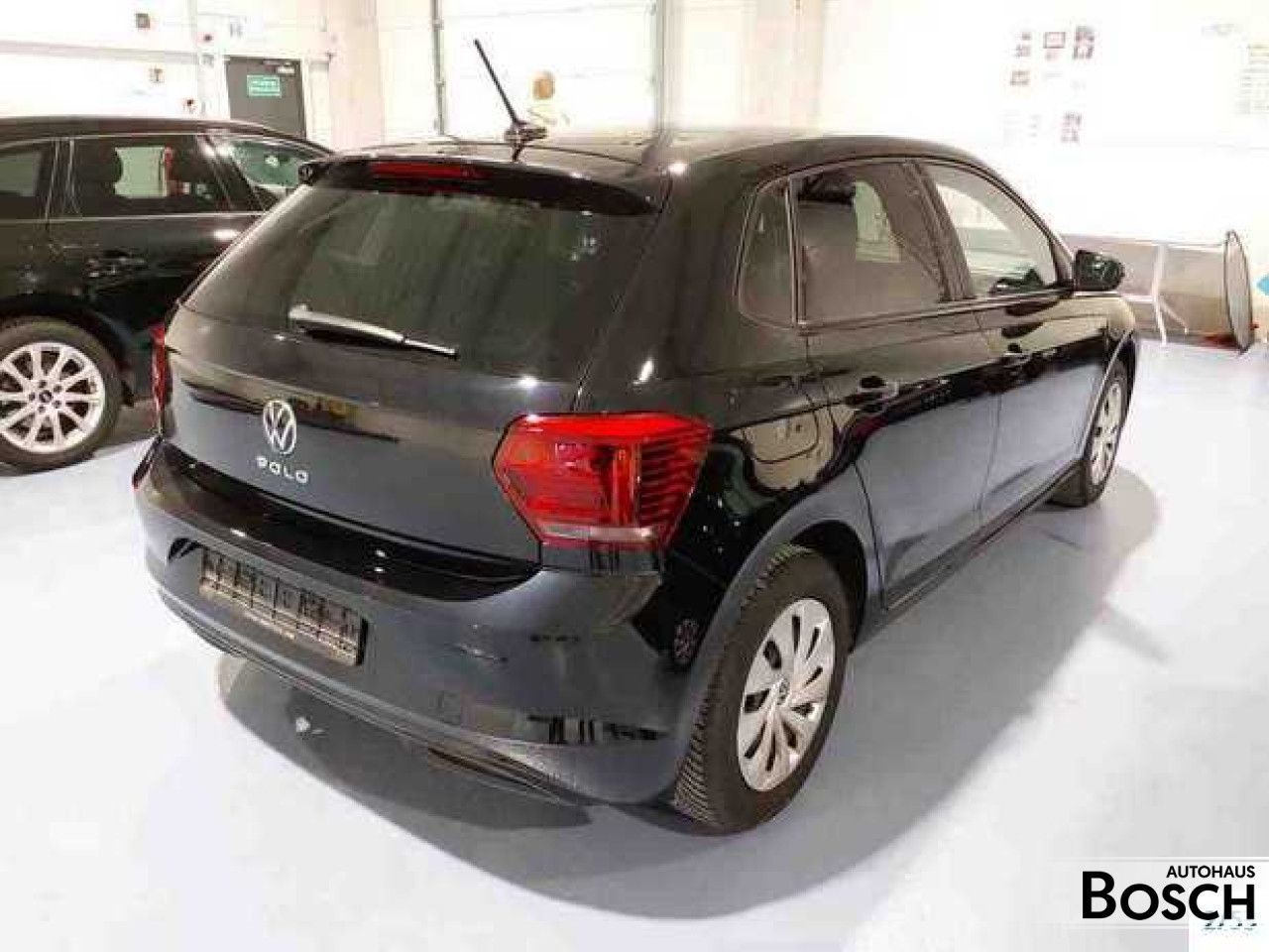 Volkswagen Polo 1.0 TSI Comfortline DSG - Samsaru's Car Outlet