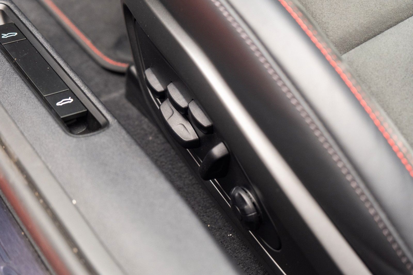Porsche 911 Targa 4 GTS T-Hybrid