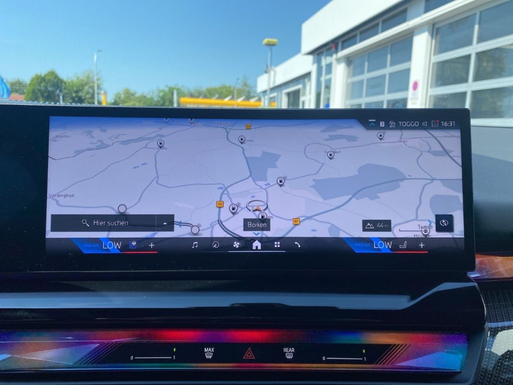 BMW 520 i Touring M Sport AHK/Standheizung/HarmanKar