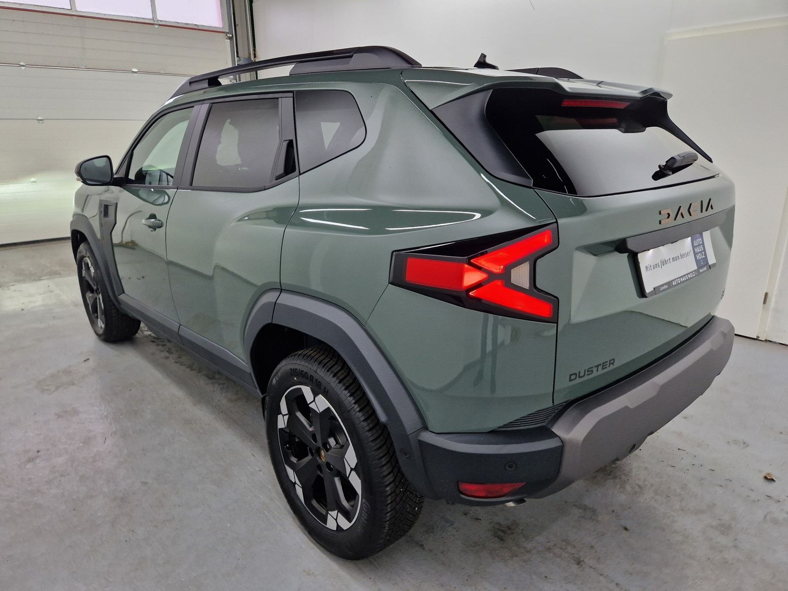 Dacia Duster Extreme TCe 130 4x4 - Samsaru's Car Outlet