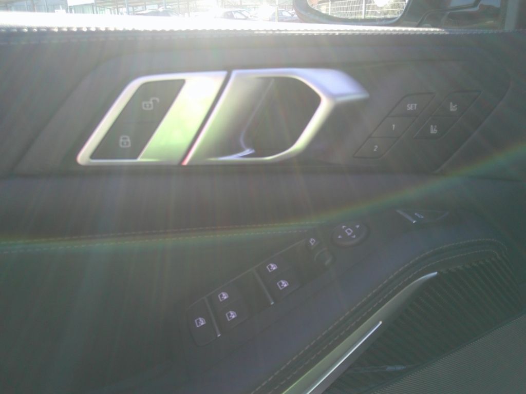 BMW X5 40d xDrive M Sport Mattgrau LM 22'' AHK Voll!
