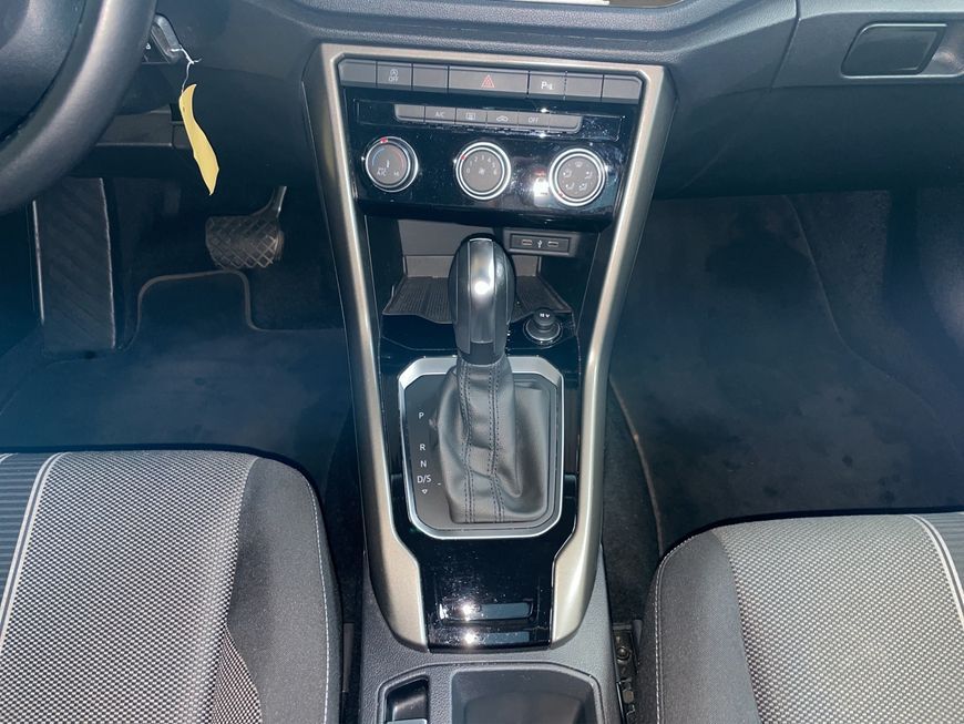 Volkswagen T-Roc 1.5 TSI DSG Style - Samsaru's Car Outlet