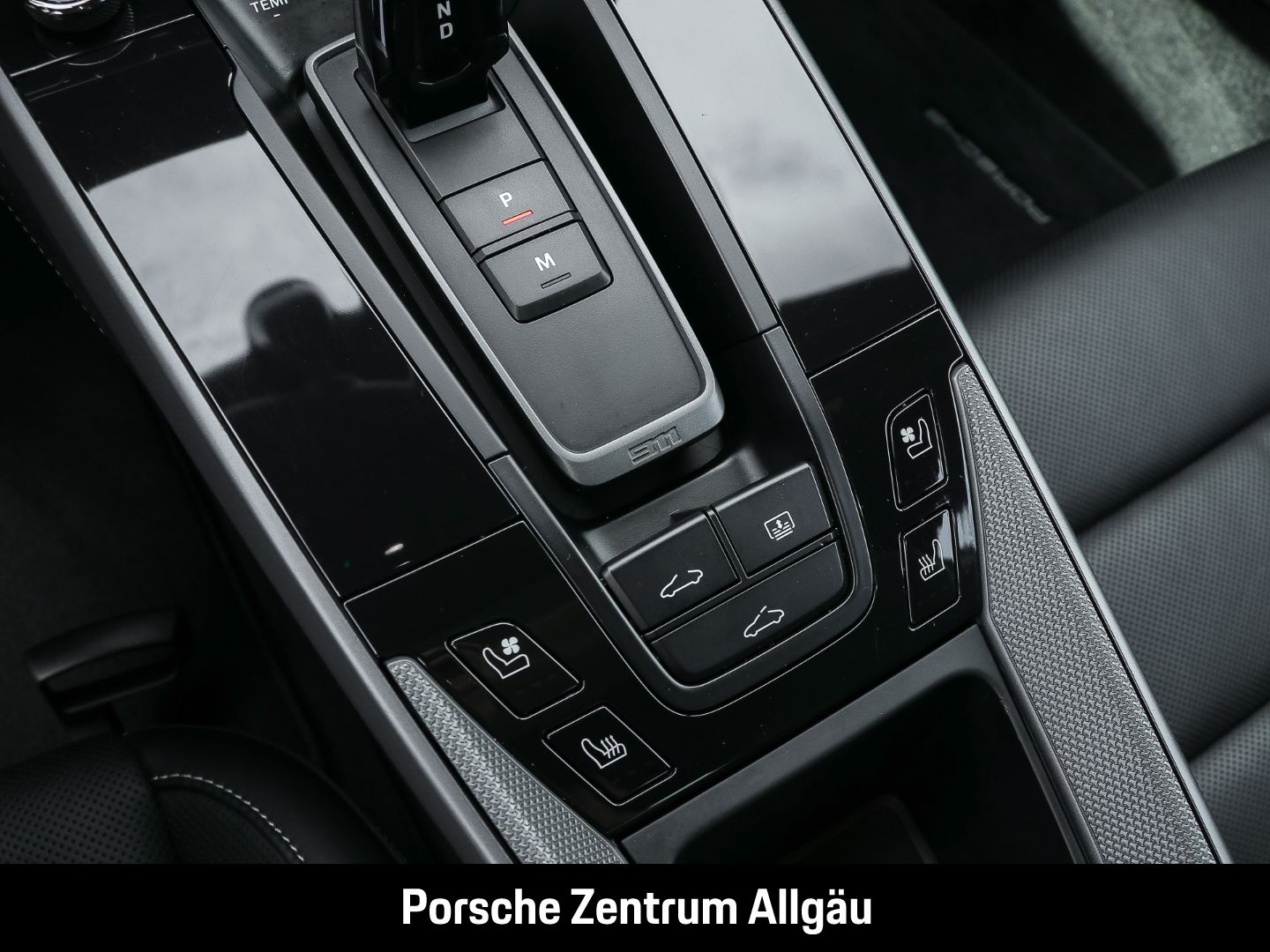 Porsche 992 911 Carrera 4S BOSE Sportabgasanlage Kreide