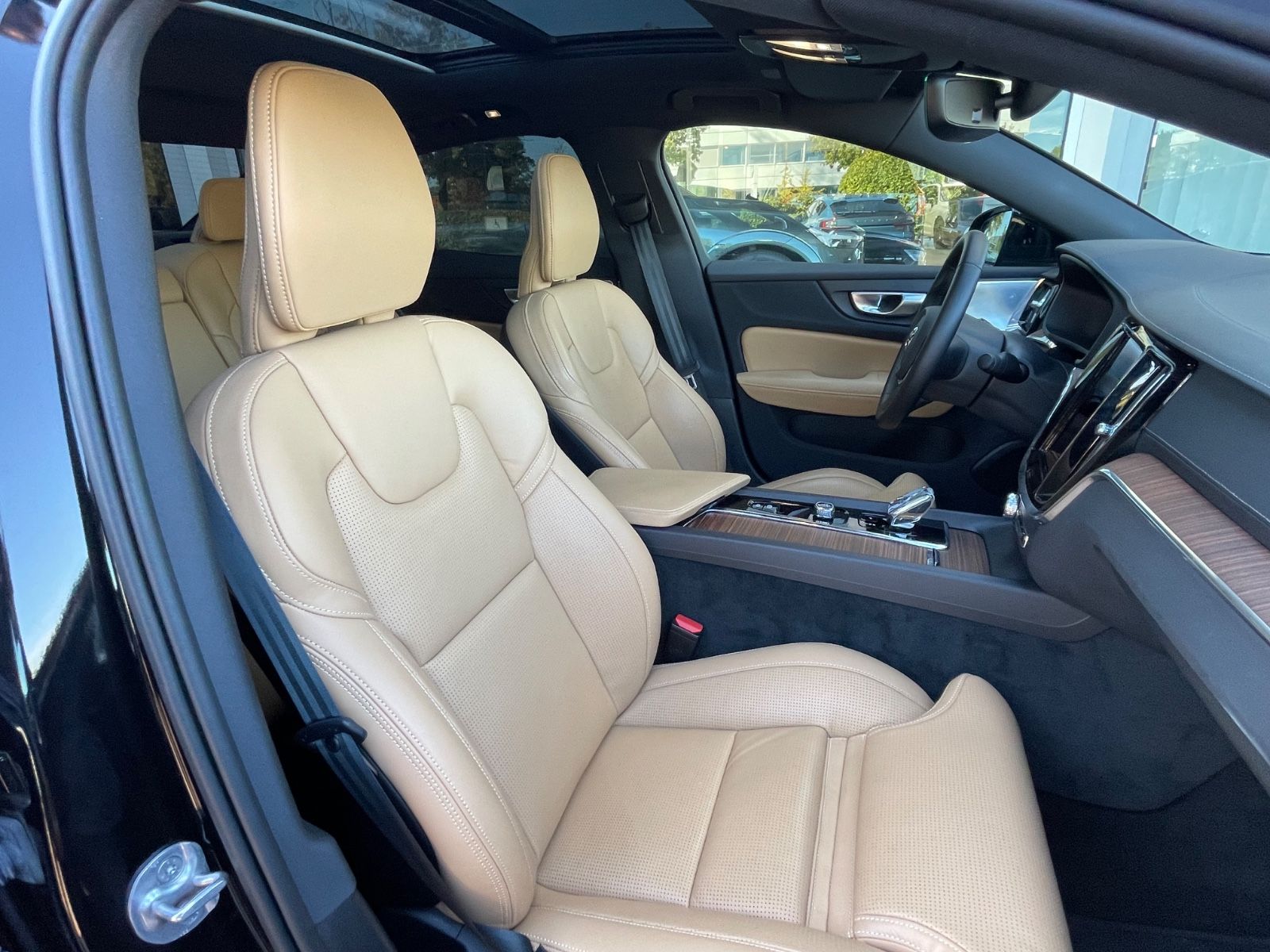 Volvo S60 B5 AWD Ultimate Dark Auto