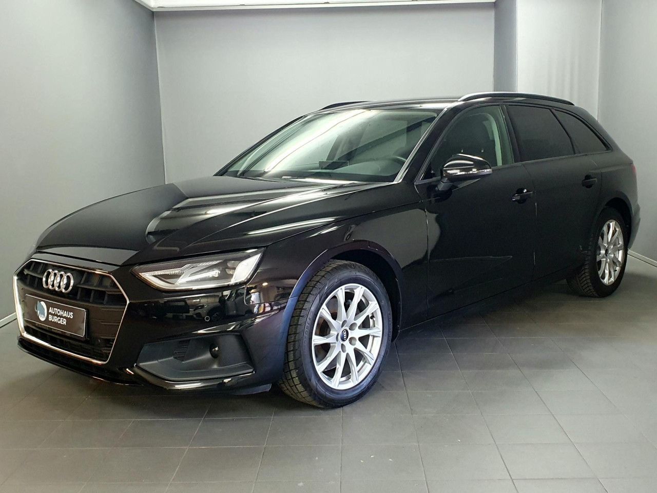 Audi A4 Avant 35TFSI S tronic - Samsaru's Car Outlet