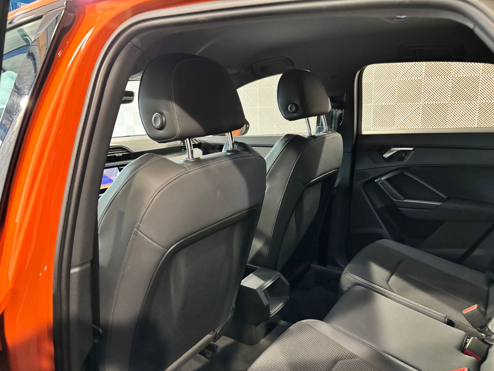 Audi Q3 Sb. 40 TFSI quattro S LINE - Samsaru's Car Outlet