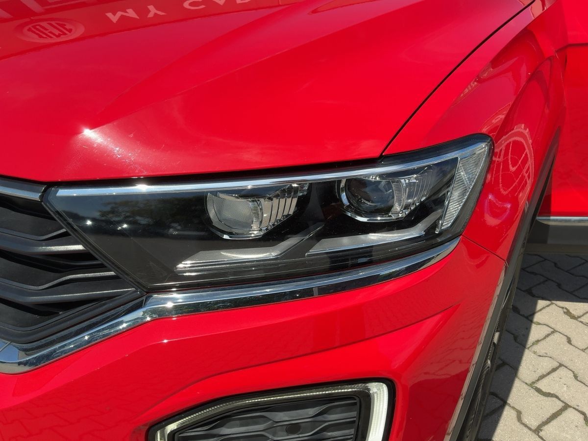 Volkswagen T-Roc 1.5 TSI UNITED - Samsaru's Car Outlet