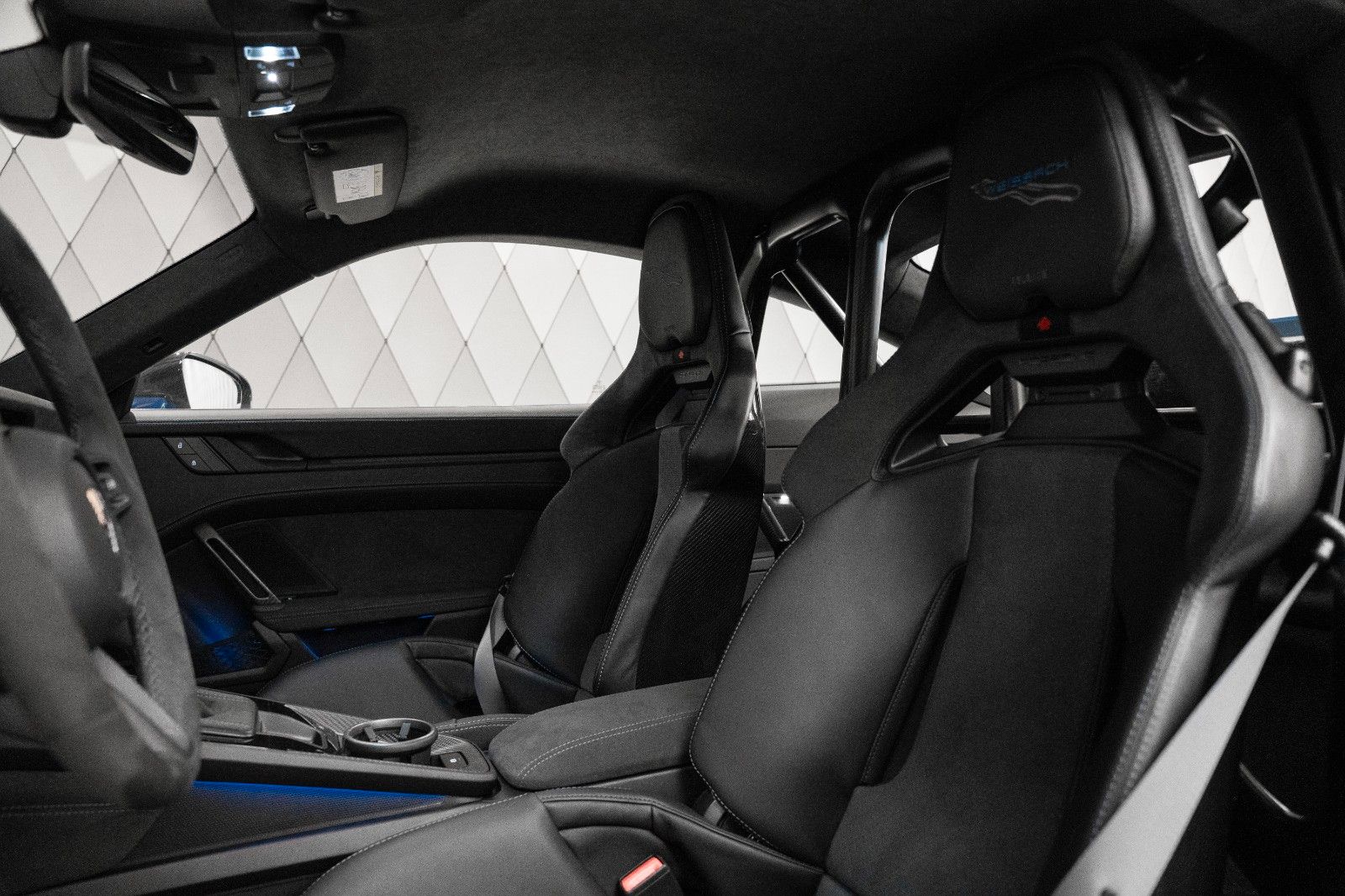 Porsche 992 GT3 - Samsaru's Car Outlet