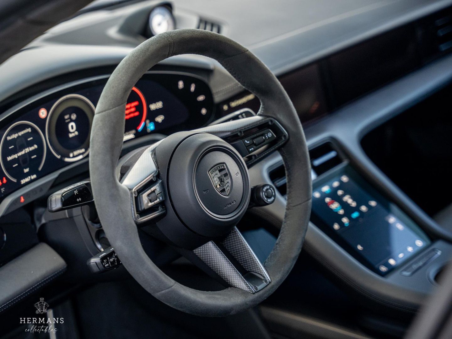 Porsche Taycan Turbo S 105 kWh / Org. NL / Burmester / S