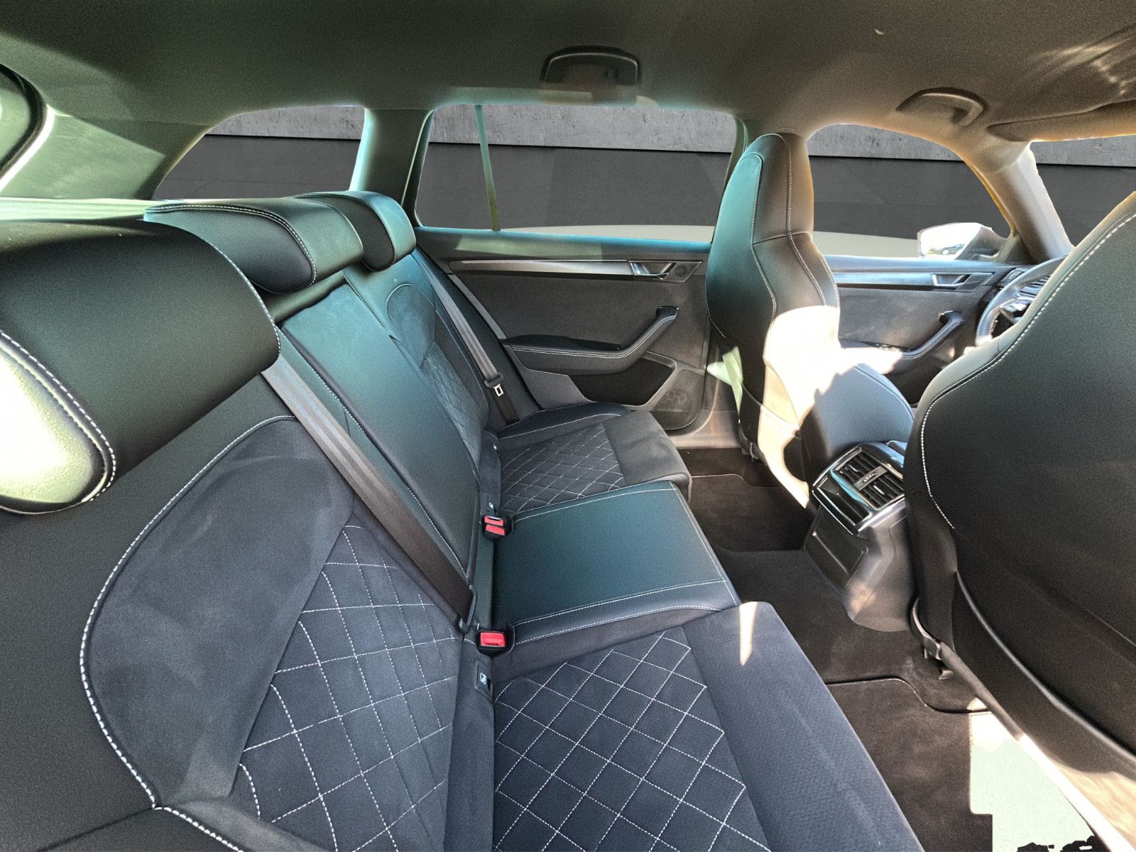 Skoda Superb Combi Sportline 4x4