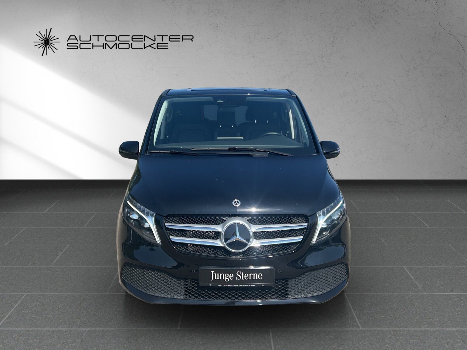 Mercedes-Benz V 300 d - Samsaru's Car Outlet