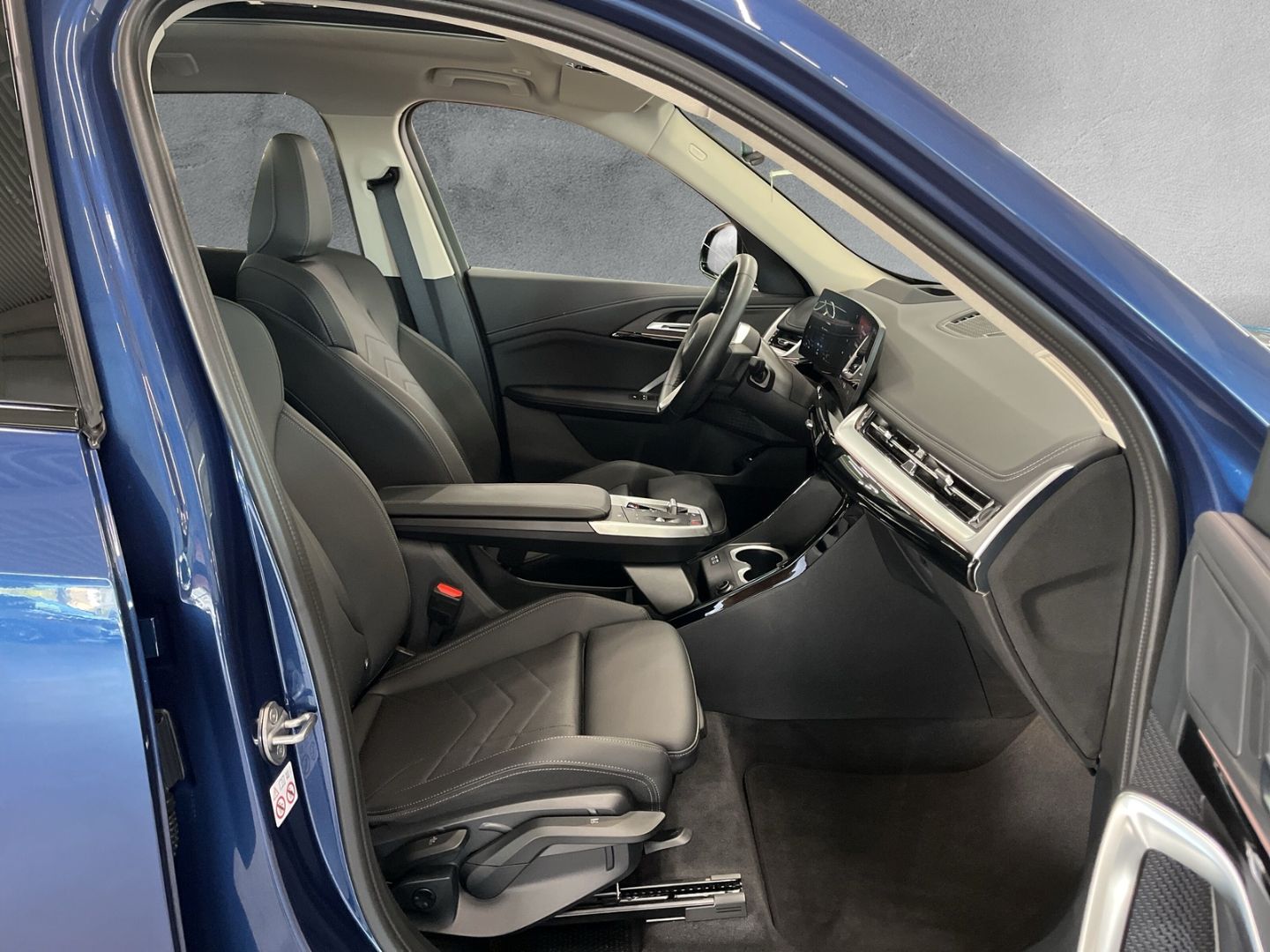 BMW X1 xDrive 20d xLINE - Samsaru's Car Outlet