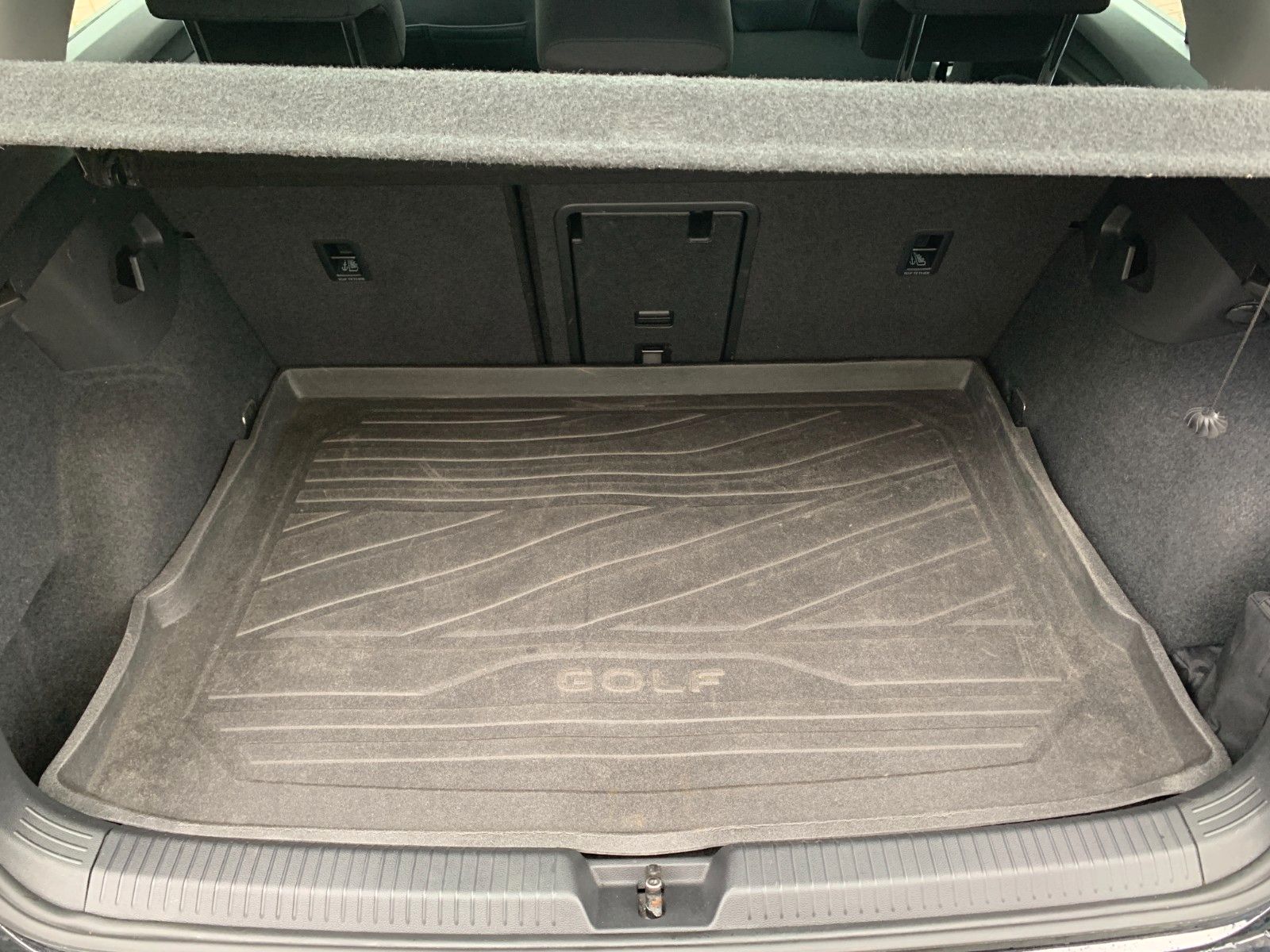 Volkswagen Golf Life - Samsaru's Car Outlet