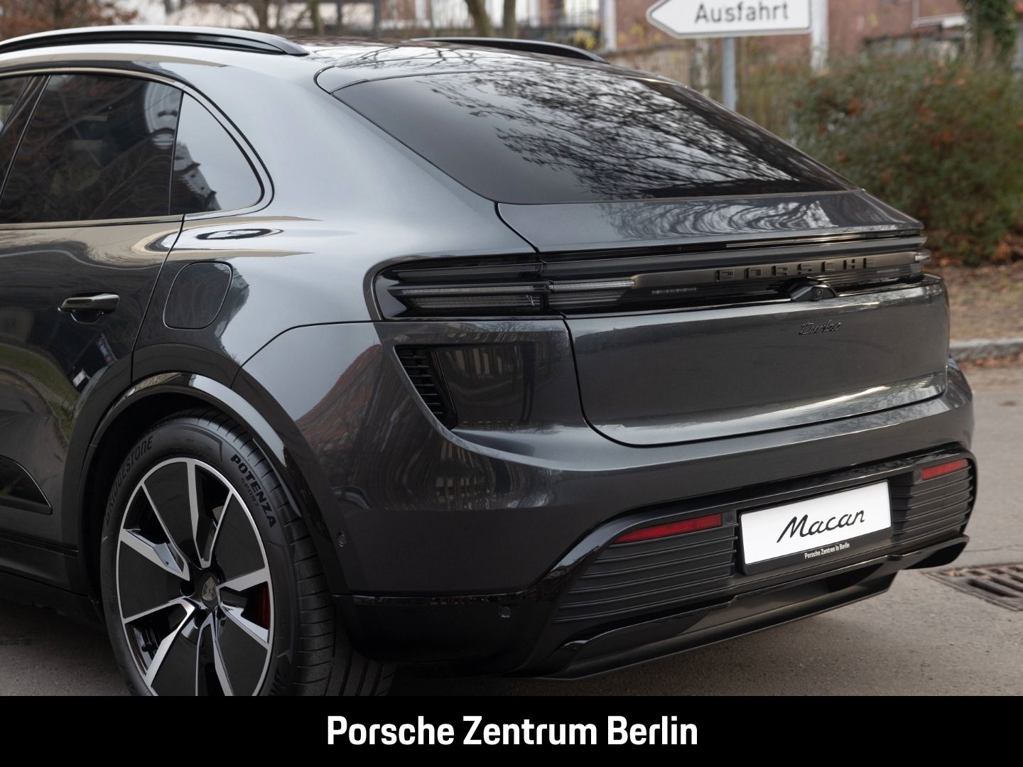 Porsche Macan Turbo LED-Matrix InnoDrive Rückfahrkamera