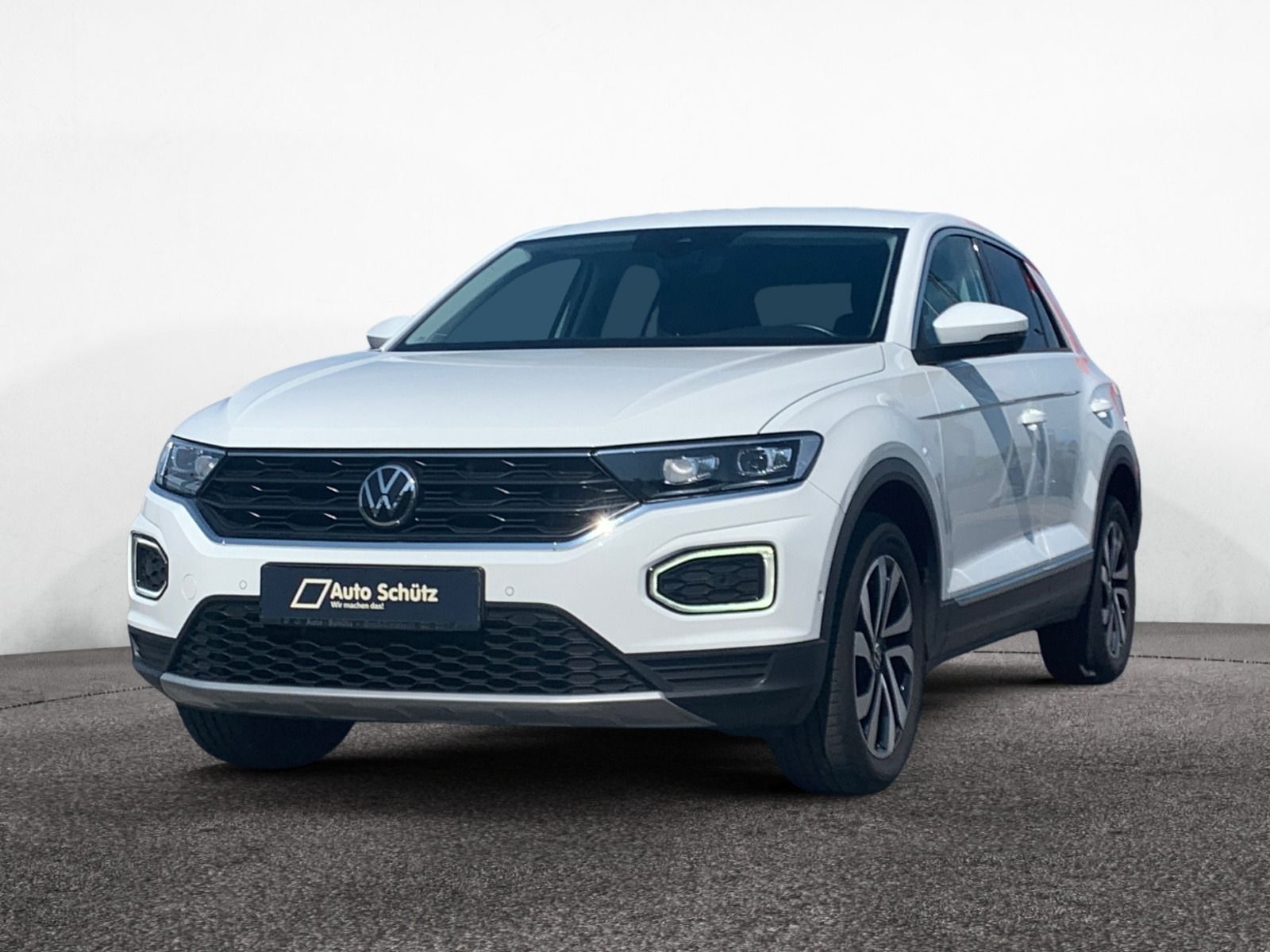 Volkswagen T-Roc 1.5 TSI Active - Samsaru's Car Outlet