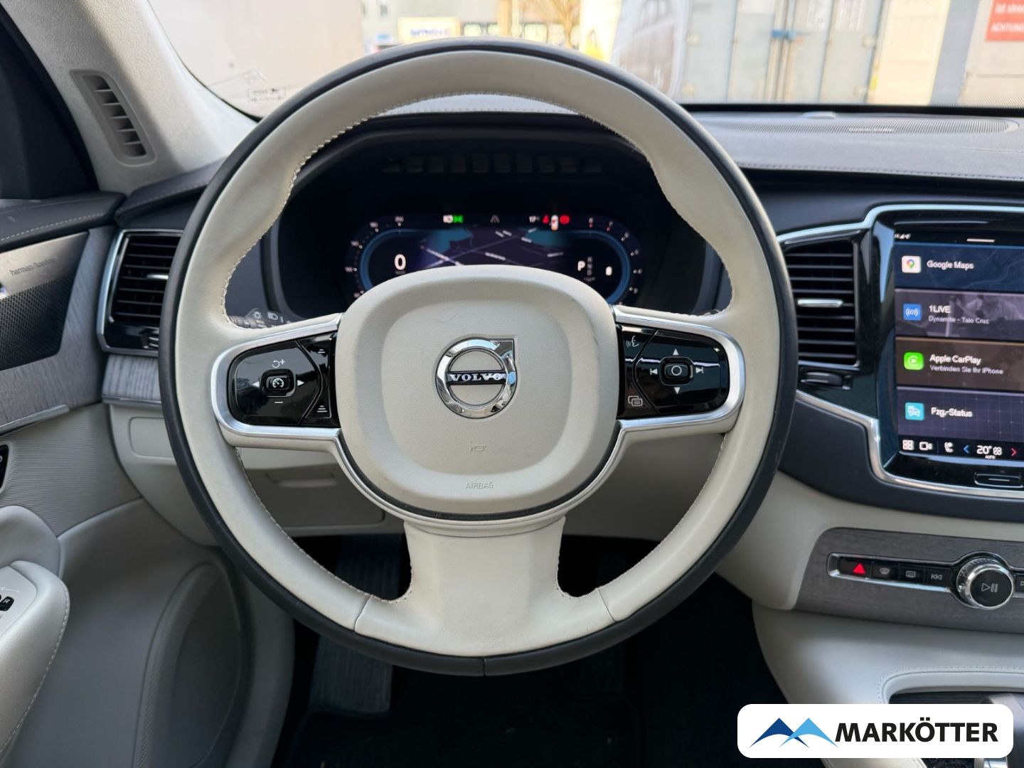 Volvo XC90 B5 AWD Ultimate Dark 7-Sitz. AHK/ACC/360°