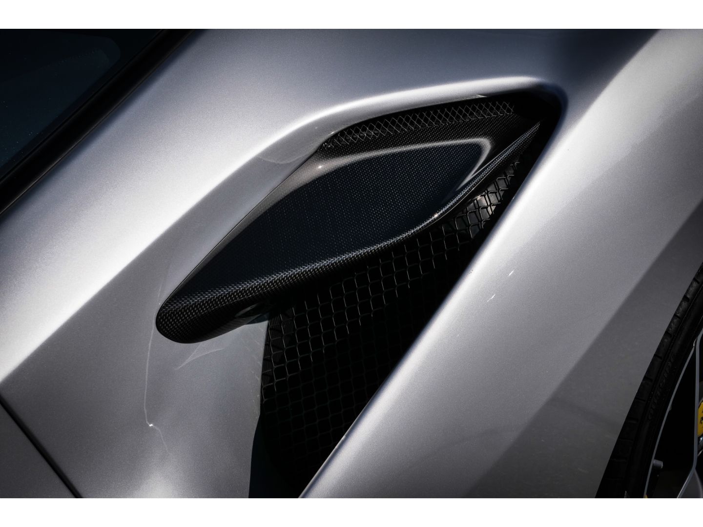 Ferrari F8 Tributo - Samsaru's Car Outlet
