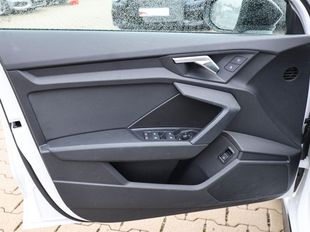 Audi A3 Sportback S line 45 TFSI e S tronic LED SHZ