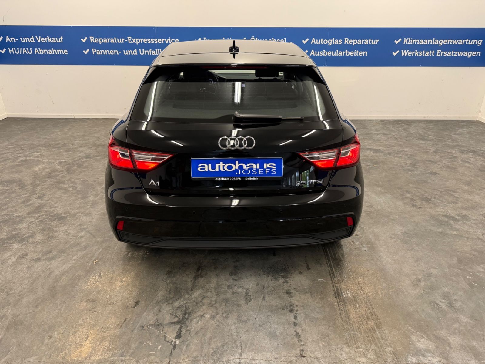 Audi A1 Sportback 25 TFSI - Samsaru's Car Outlet