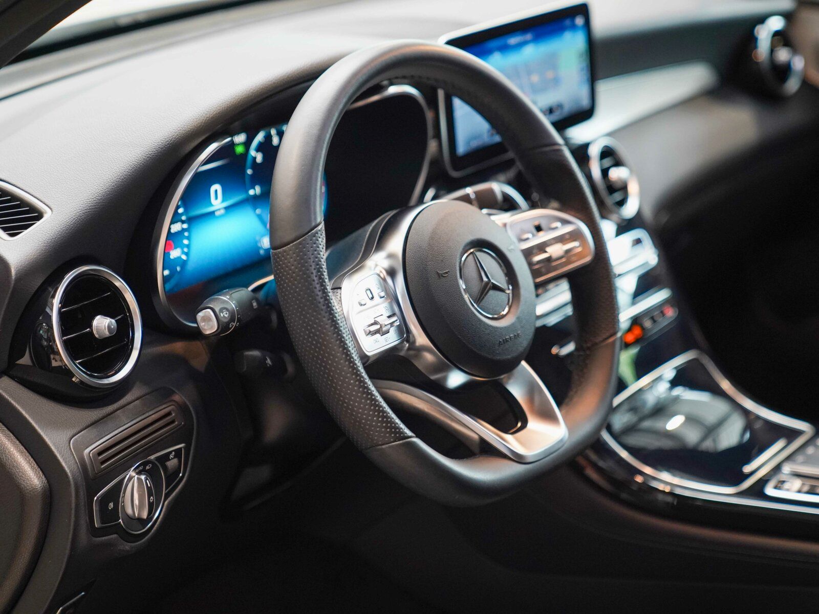 Mercedes-Benz GLC 400 d 4M Coupé AMG Line - Samsaru's Car Outlet