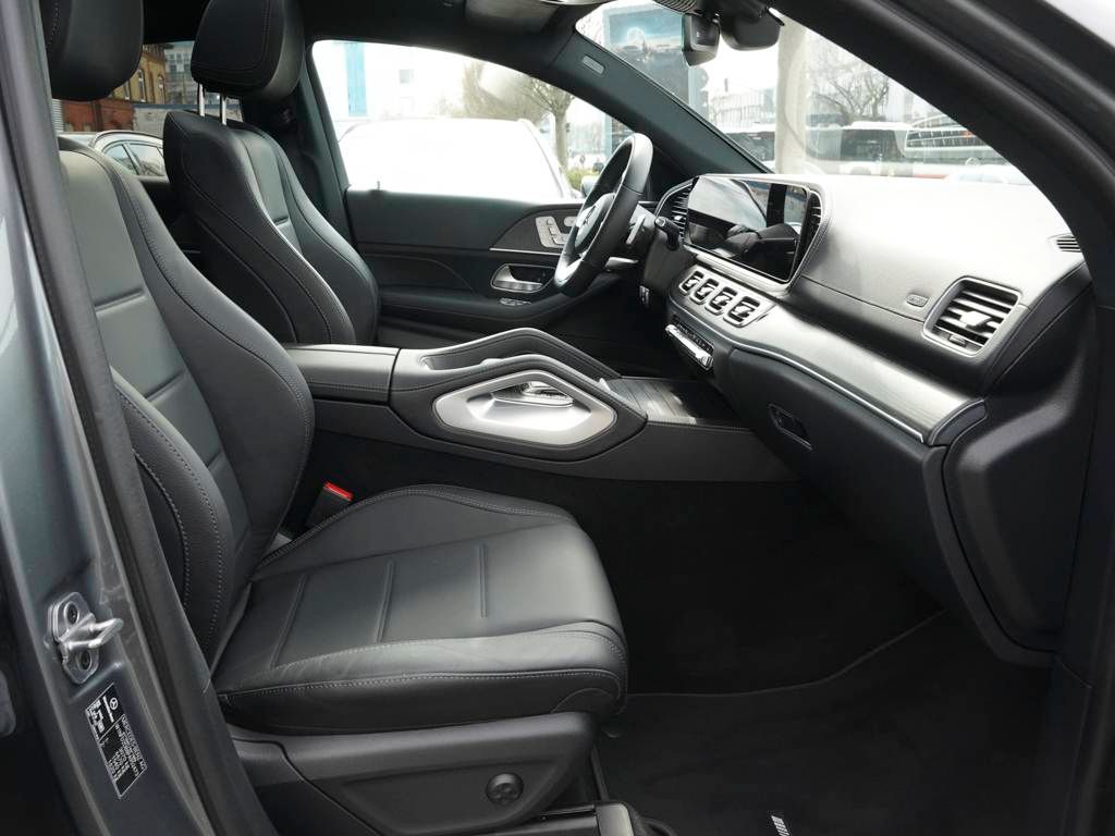 Mercedes-Benz GLE 400 4M COUPE AMG-LINE PANO HUD AHK MULTIBEAM