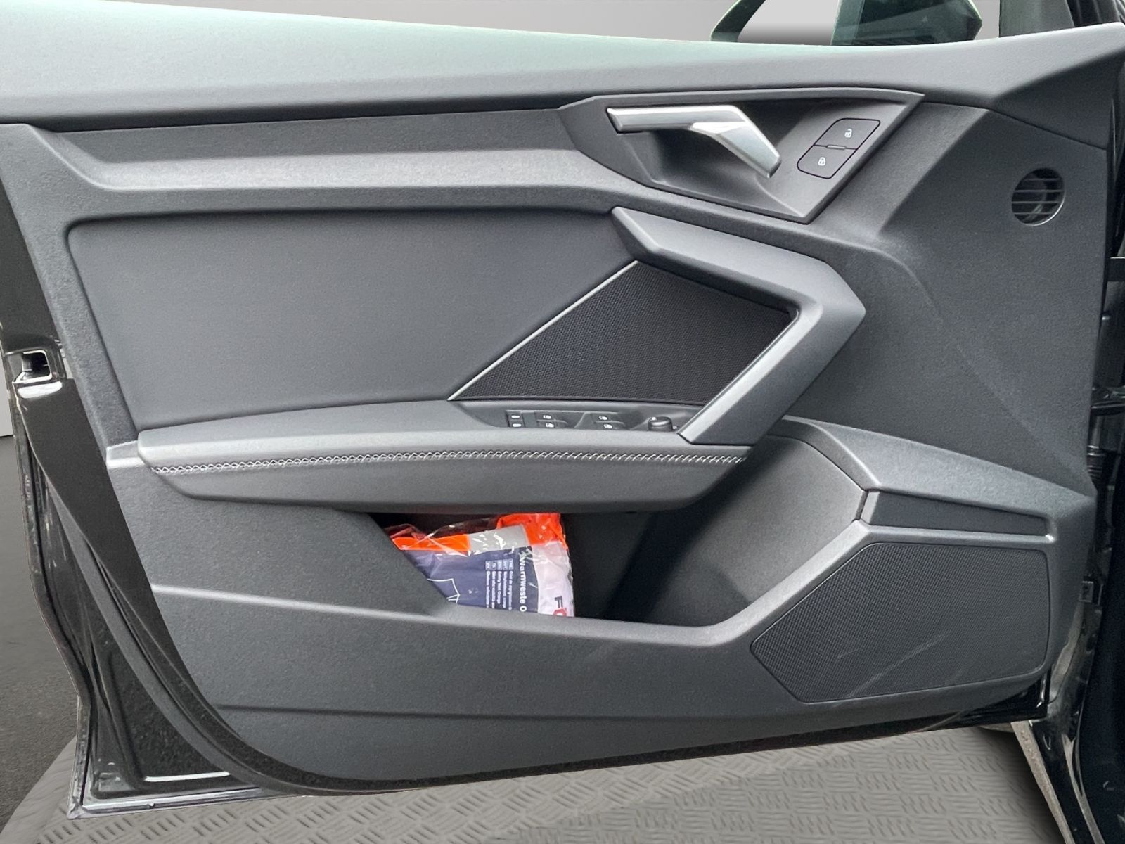 Audi A3 Sportback 30 TFSI LED Navi PDC+ Teilleder