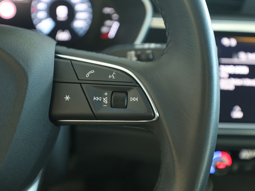 Audi Q3 advanced 35 TDI quattro S tronic - Samsaru's Car Outlet