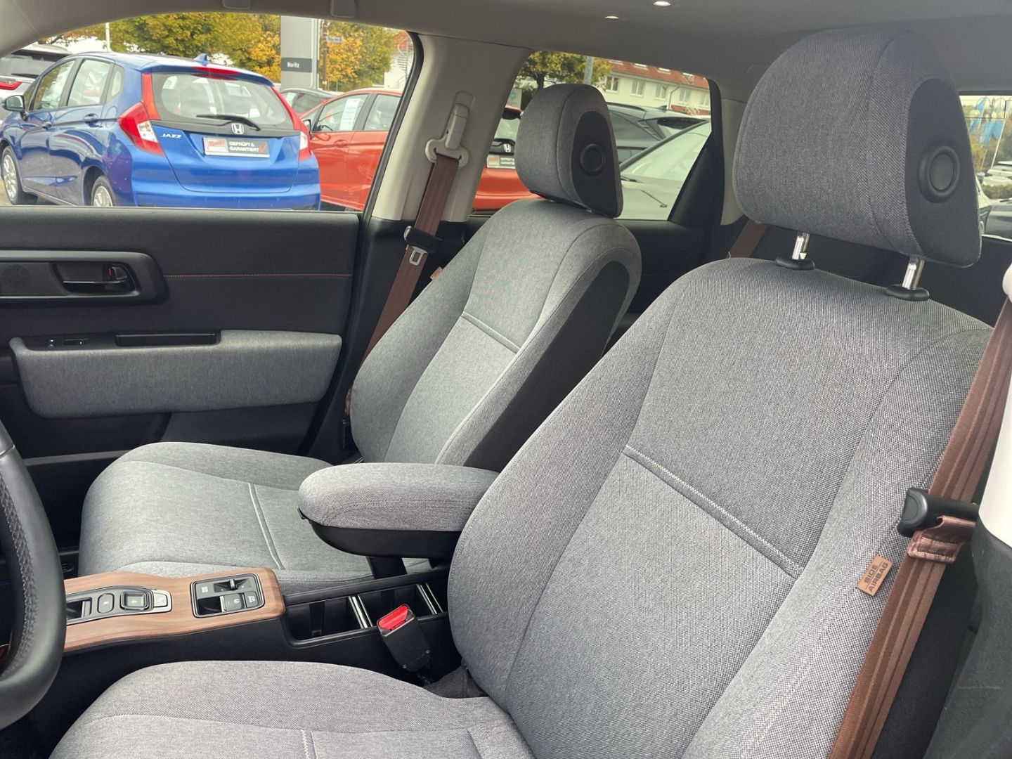 Honda e *MIT AMBIENTELICHT & MEHR!*
