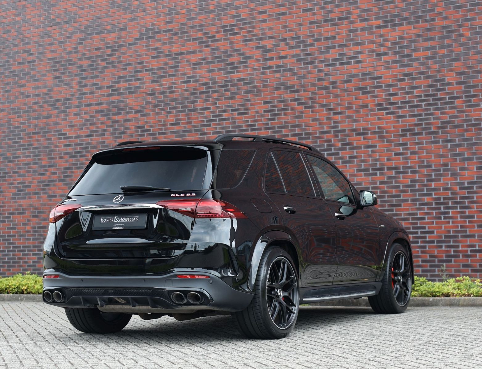 Mercedes-Benz GLE 53 AMG Hybrid | Pano - AHK - Burmester