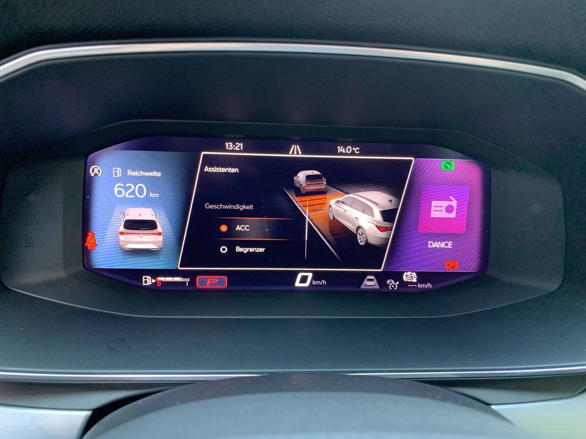 Seat Leon SPORTSTOURER FR 1.5 eTSI LED+KAMERA+AHK+SHZ