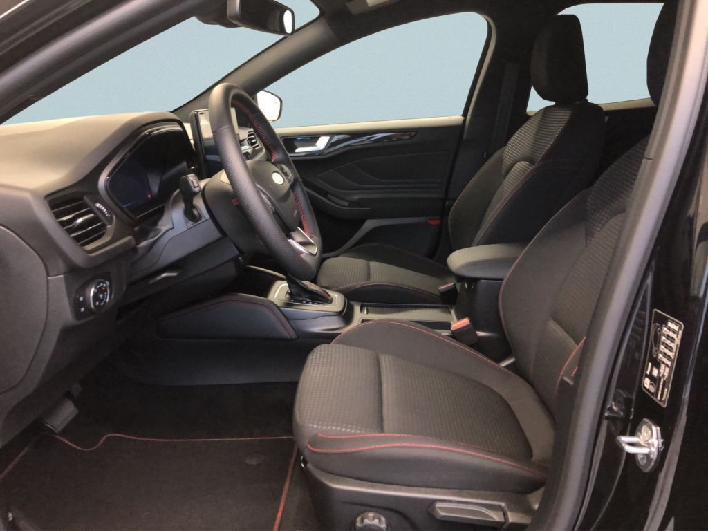 Ford Focus Turnier 1.0 EcoBoost Hybrid Aut. ST-LINE X