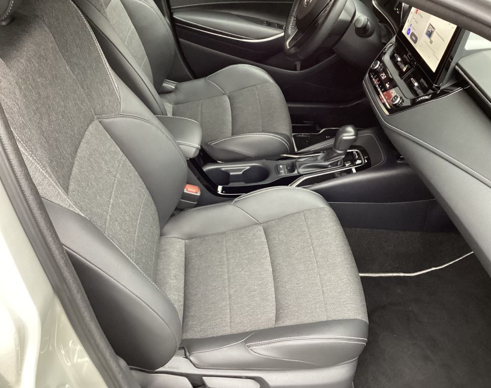 Toyota Corolla 1.8 Hybrid Touring Sports Team Deutschla