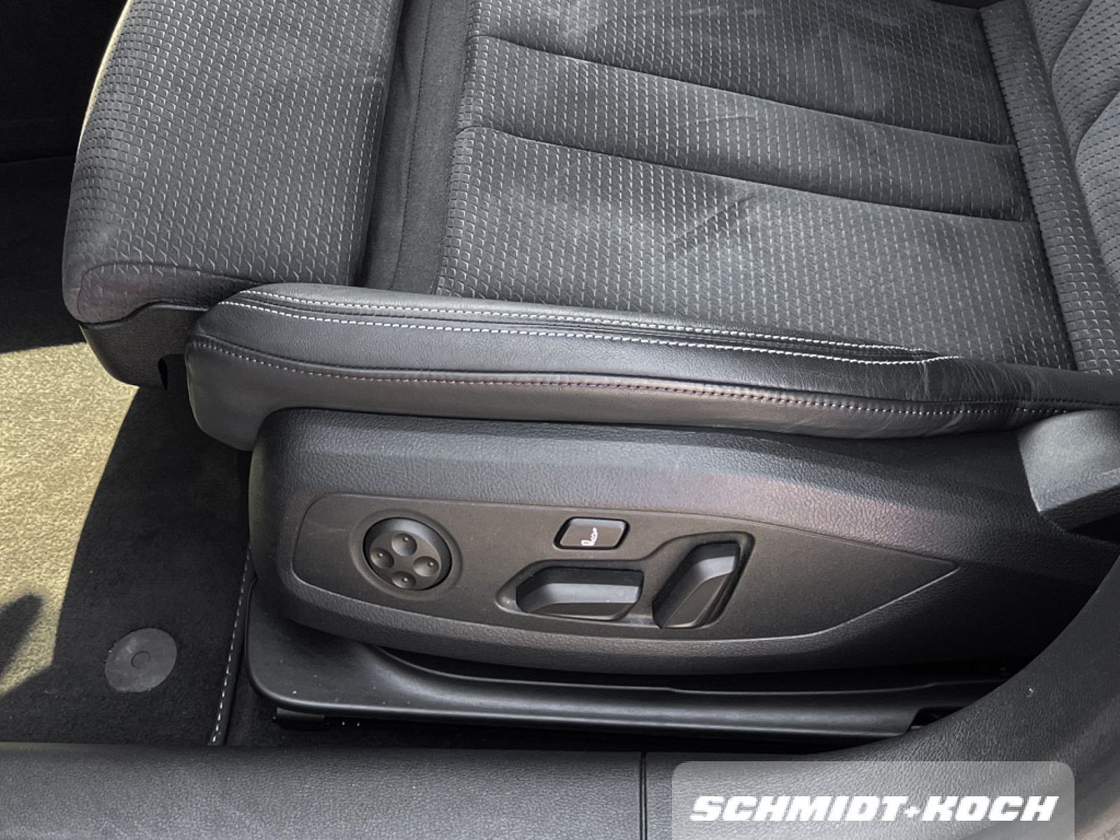 Audi A5 Sportback 40 2.0 TDi S-Line Allrad Navi DAB