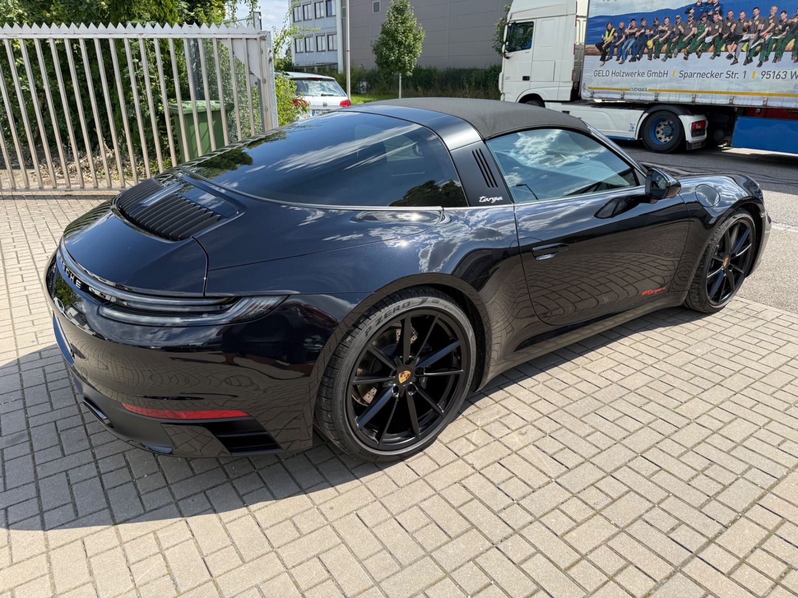 Porsche 911 Targa4/Sportabgas/Leder/Keyless/Sitzlüftung
