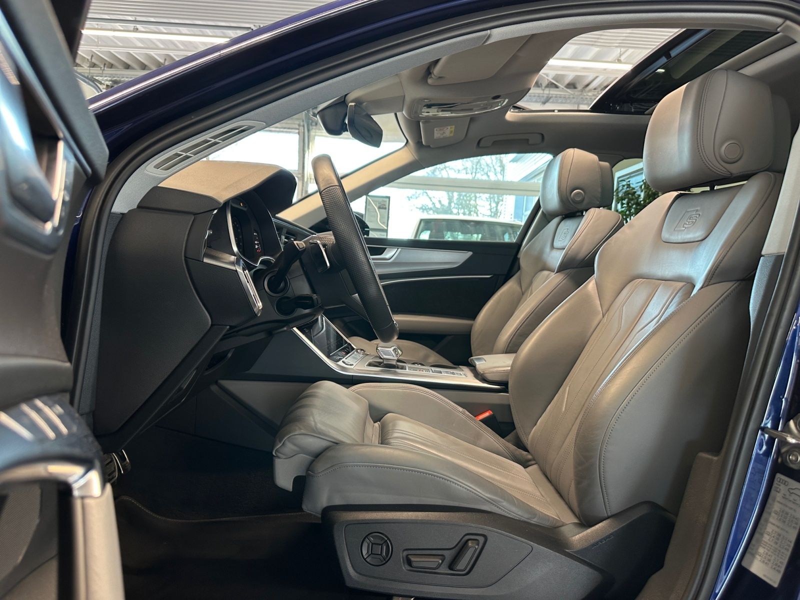 Audi A6 Lim. S line 55 TFSIe quattro - Samsaru's Car Outlet