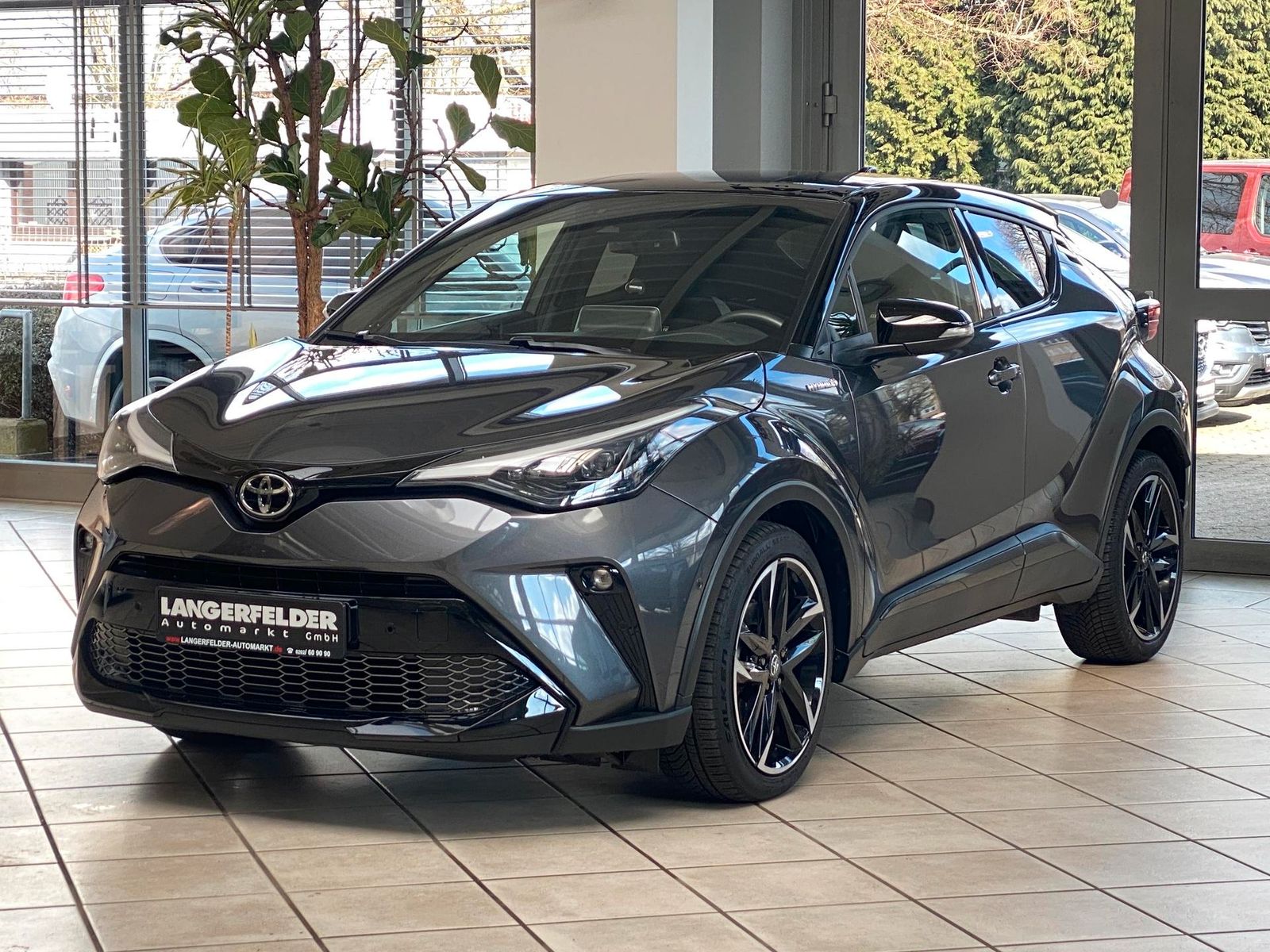 Toyota C-HR 2.0 Hybrid GR Sport - Samsaru's Car Outlet