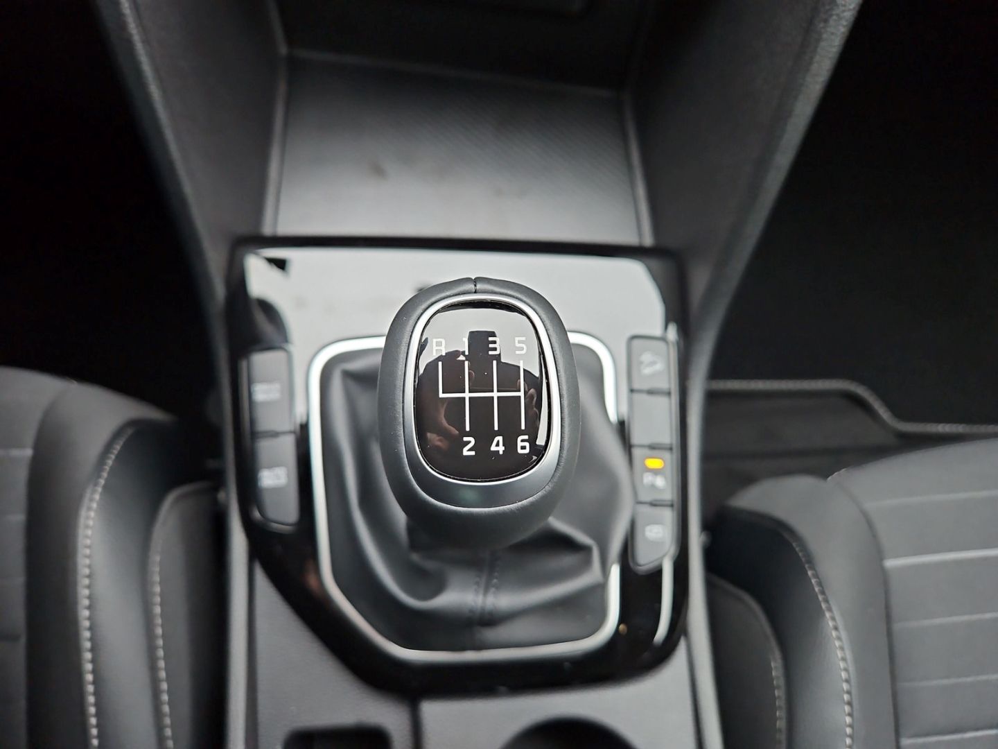 Kia Sportage 1.6T Vision - Samsaru's Car Outlet