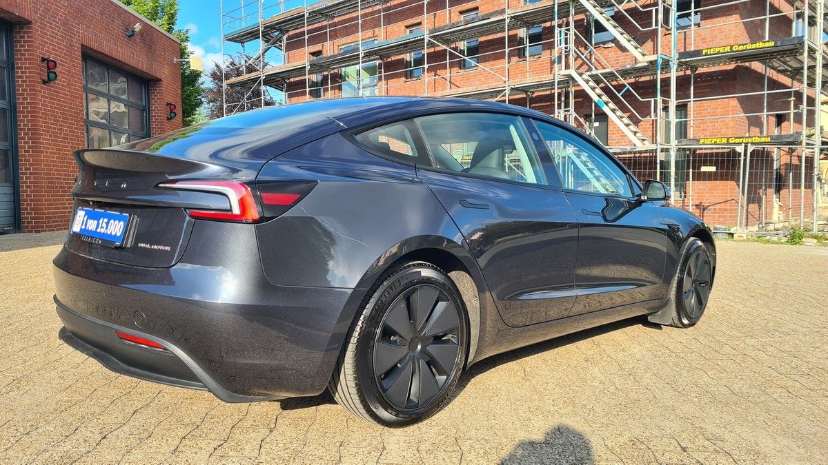 Tesla Model 3 LR AWD 2025 Highland  EAP HW 4