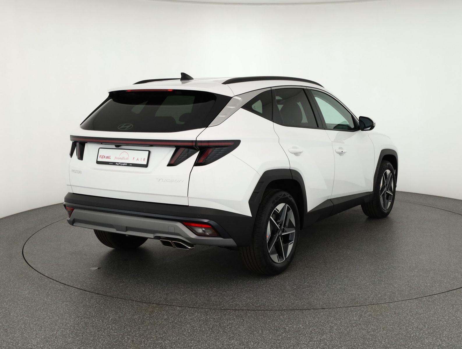 Hyundai Tucson 1.6T-GDI - Samsaru's Car Outlet