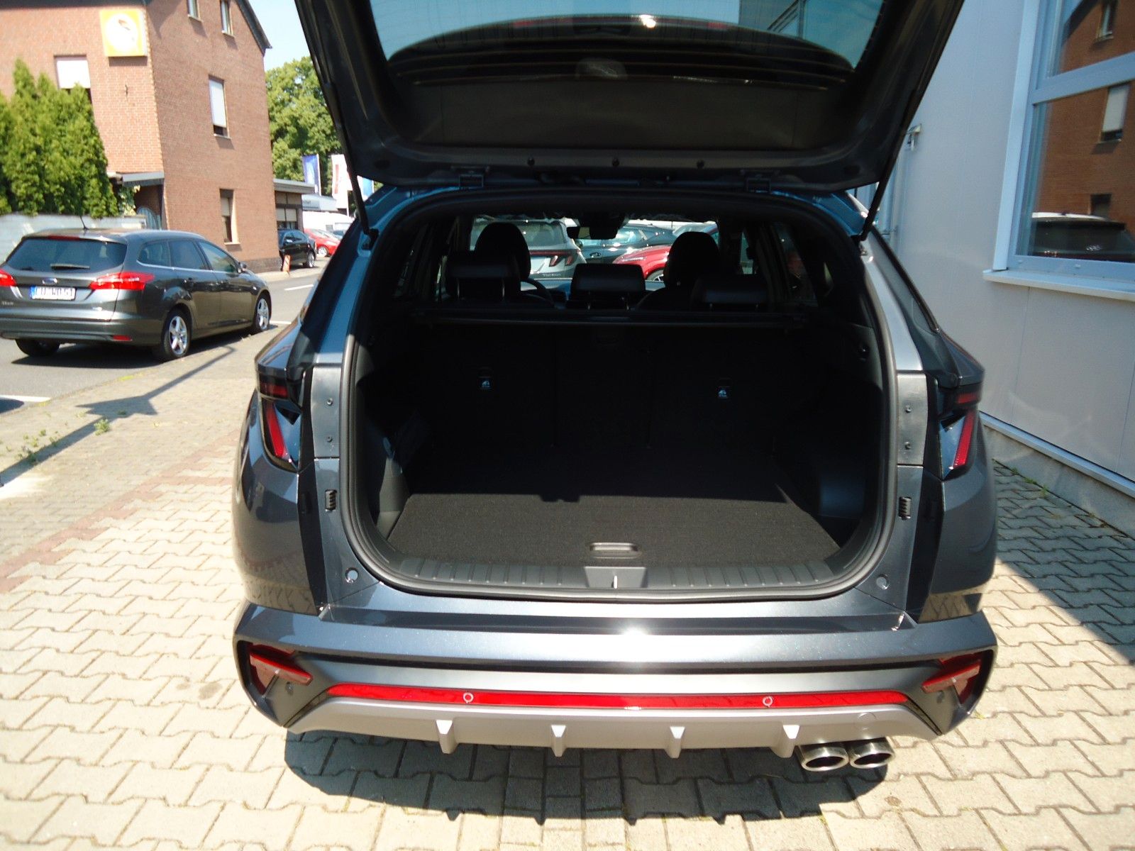 Hyundai Tucson 1.6 T-GDI 48V N-Line - Samsaru's Car Outlet