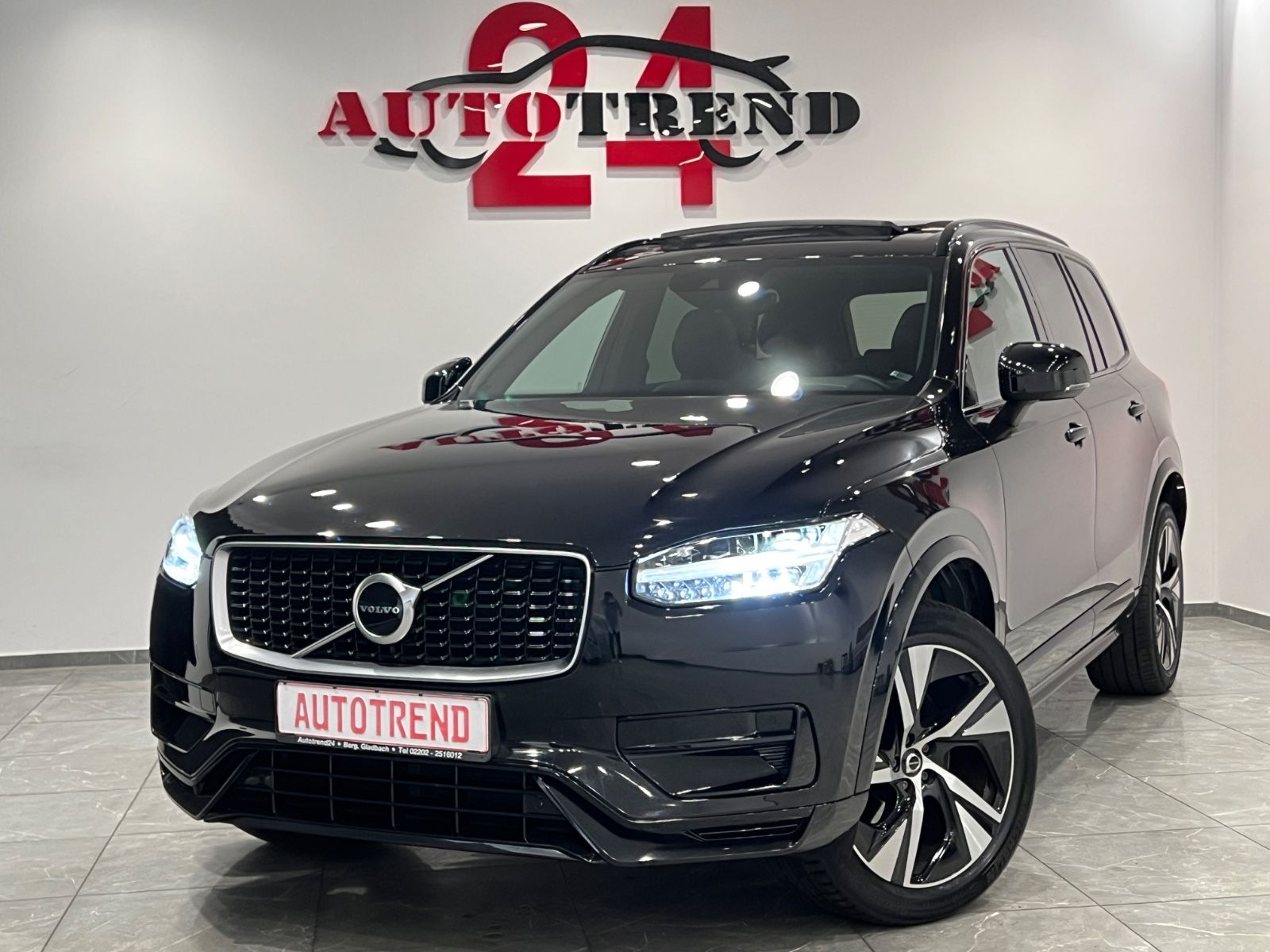 Volvo XC90 R Design AWD - Samsaru's Car Outlet