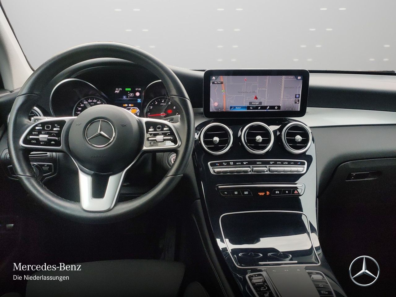 Mercedes-Benz GLC 200 4M - Samsaru's Car Outlet