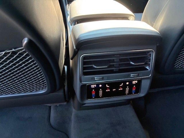 Audi Q7 50 TDI quattro S line