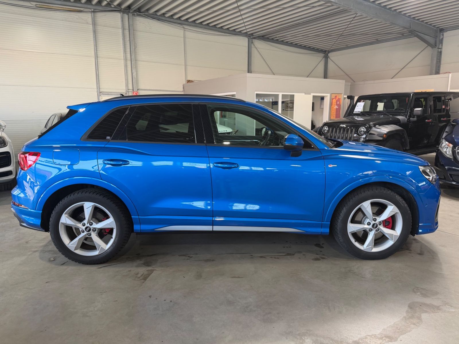 Audi Q3 40 TDI quattro S Line|Virtual|AHK|Pano|StandH