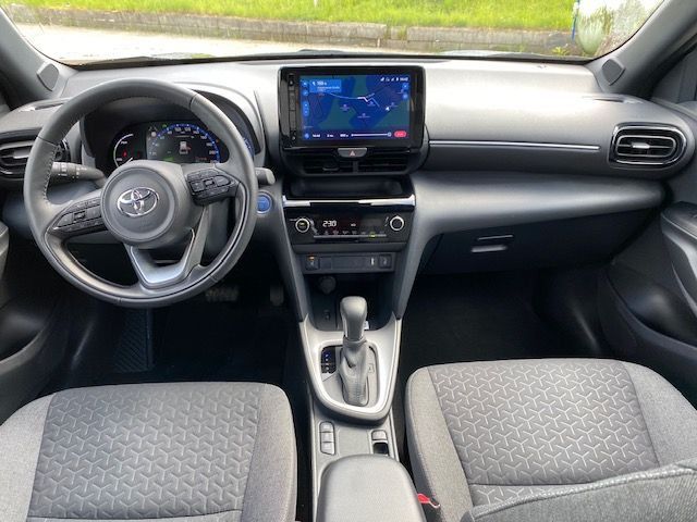 Toyota Yaris Cross Hybrid Navi Kamera SHZ ALU