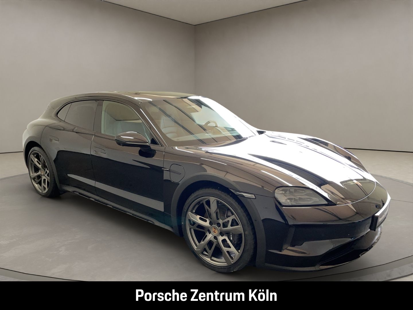 Porsche Taycan 4 Cross Turismo InnoDrive Surround-View