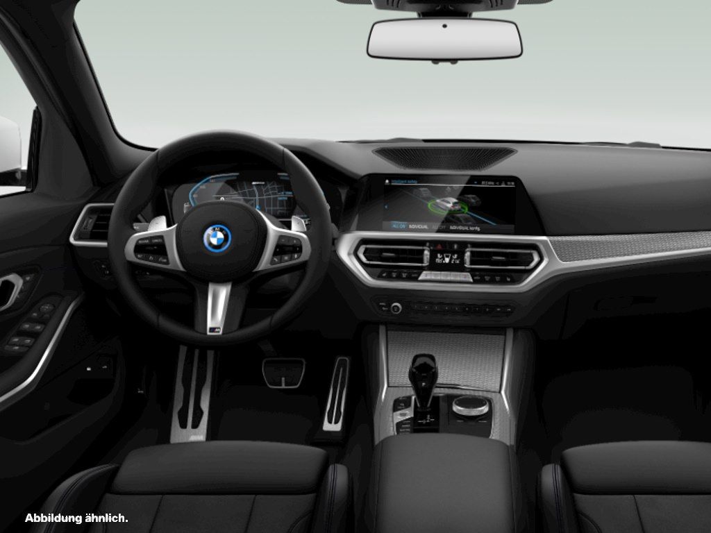 BMW 330e Touring M Sport - Samsaru's Car Outlet