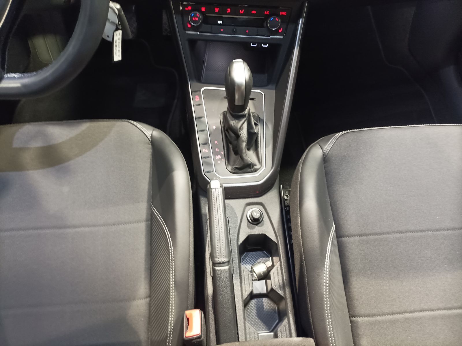 Volkswagen Polo 1.5 TSI Highline - Samsaru's Car Outlet