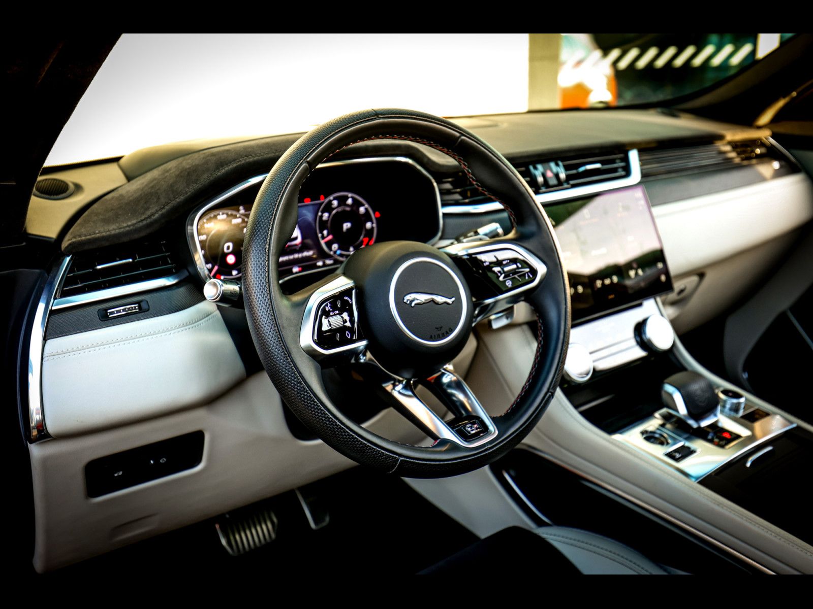 Jaguar F-Pace 5.0 P550 SVR AWD°ORANGE ATACAMA SVO°AHK
